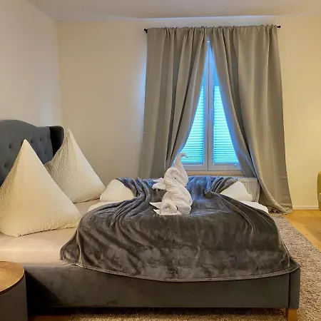 Apartment Ferienwohnungen Zum Saibling Uberlingen