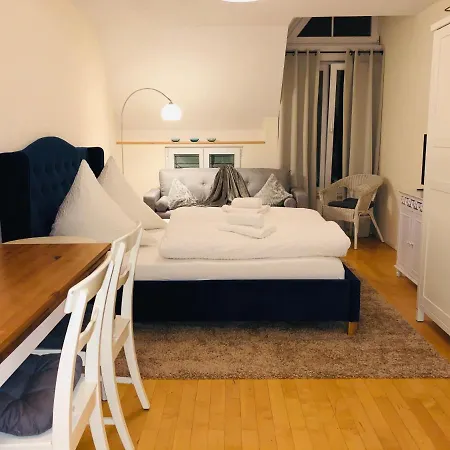 Apartment Ferienwohnungen Zum Saibling Uberlingen